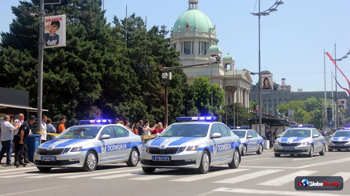 Belgrade Israeli embassy attack: knife attacker shot dead, Serbia raises terror alert to red