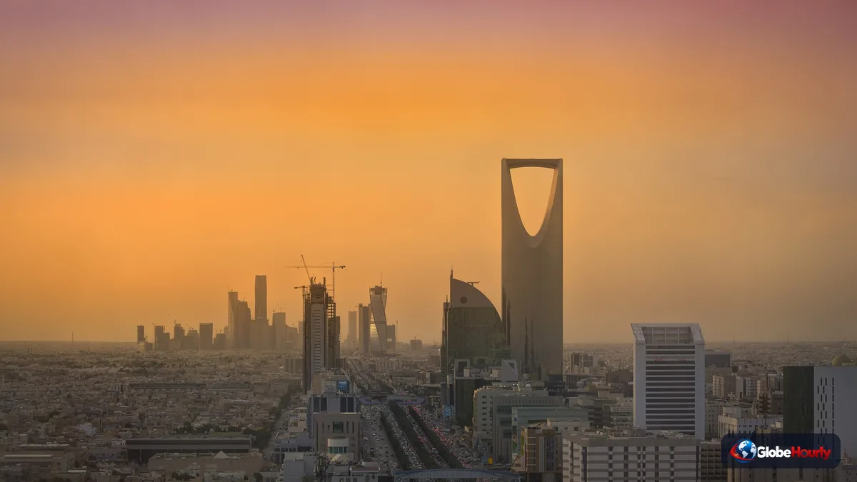 Houthis fire 5 missiles at Riyadh and Eastern Province hours after Tehran talks