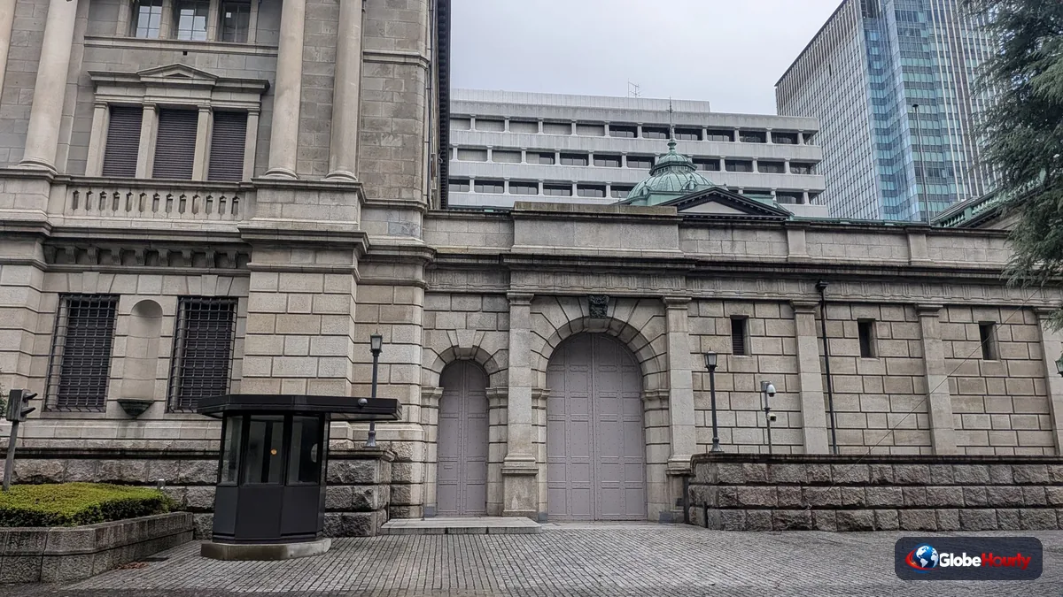 Japan core inflation rises to 2.1% in September, tops BOJ target