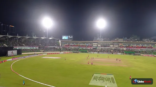 Pakistan crush India by four wickets at Hong Kong Sixes, chasing 89 in 3.5 overs after UAE upset