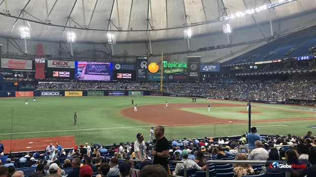 Rays beat Brewers 4-3 in 12 innings to avoid World Series sweep; Milwaukee lead 3-1