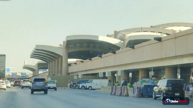 Riyadh airport reopens Terminals 1 and 2 to international flights despite Houthi threats