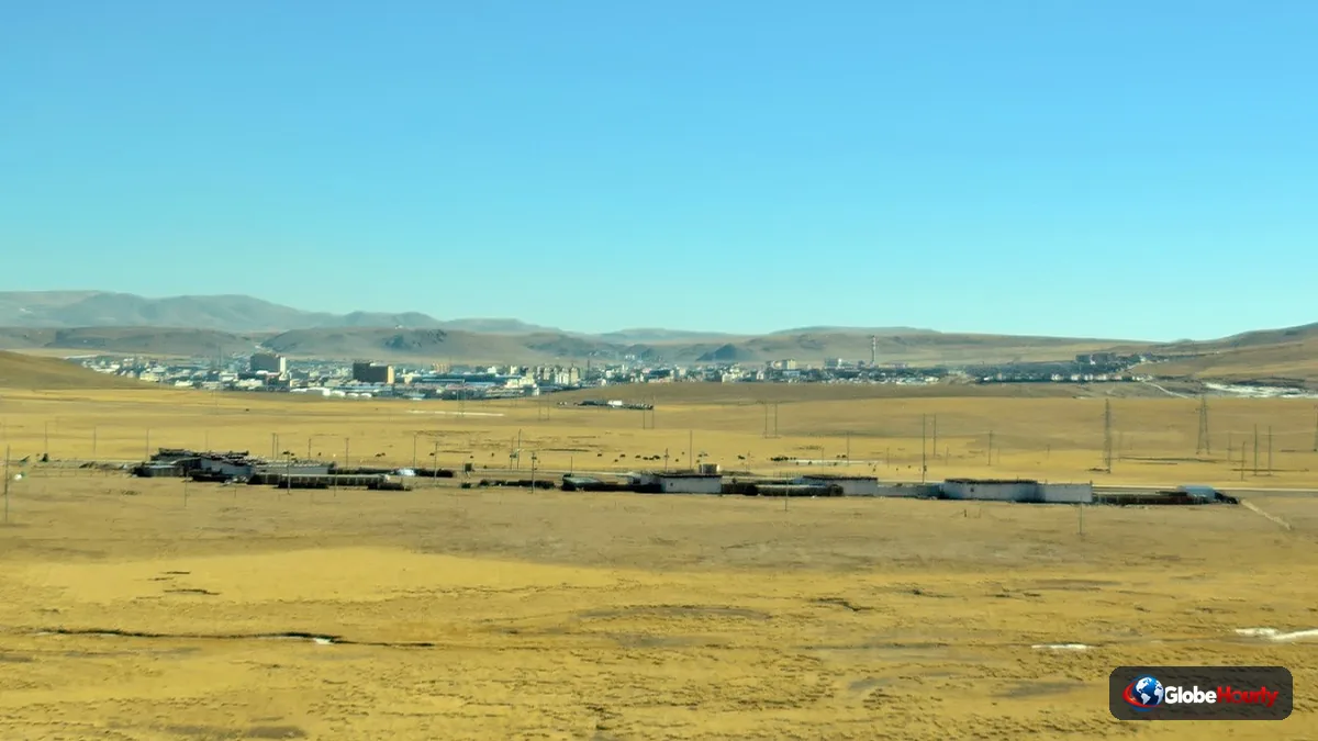 Tibet earthquake: magnitude 7.0 quake in Nagqu kills at least 16